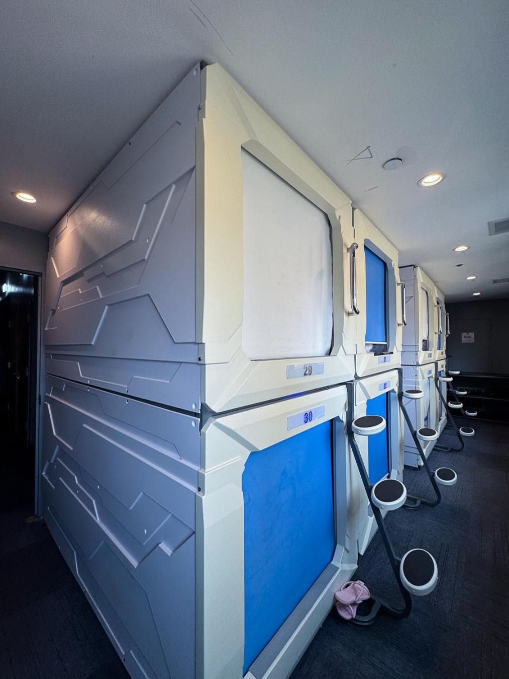 U Street Capsule Hostel Вашингтон Екстериор снимка